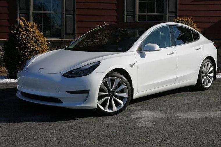 TESLA MODEL 3 2018 5YJ3E1EB8JF134286 image